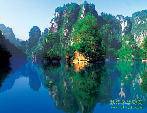 【長(zhǎng)沙往返線路4】張家界、天子山、黃龍洞、天門山、鳳凰古城五日游