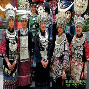 單獨(dú)成團(tuán)L線：（湘西風(fēng)情之旅）張家界、德夯大峽谷、鳳凰古城4天3晚獨(dú)立成團(tuán)游