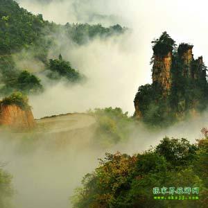 【喜樂拼團(tuán)線路】張家界、寶峰湖、天門山、天子山、猛洞河漂流三晚四日游